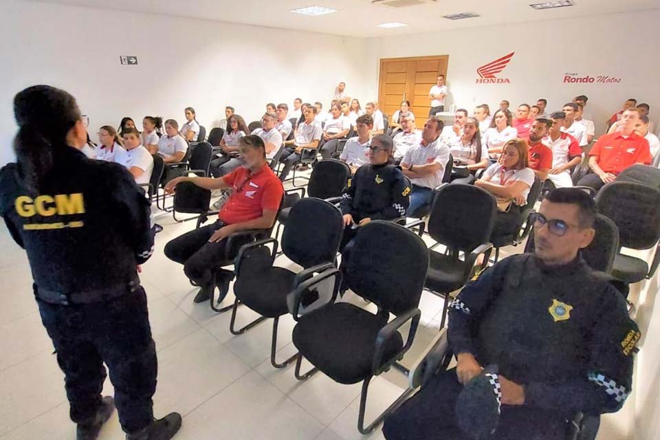 Semust promove orientações na Semana Nacional do Trânsito