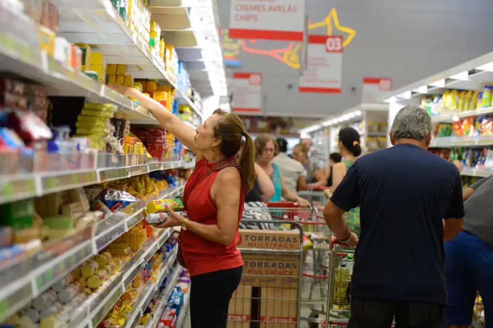 Inflação desacelera para todas as faixas de renda em agosto