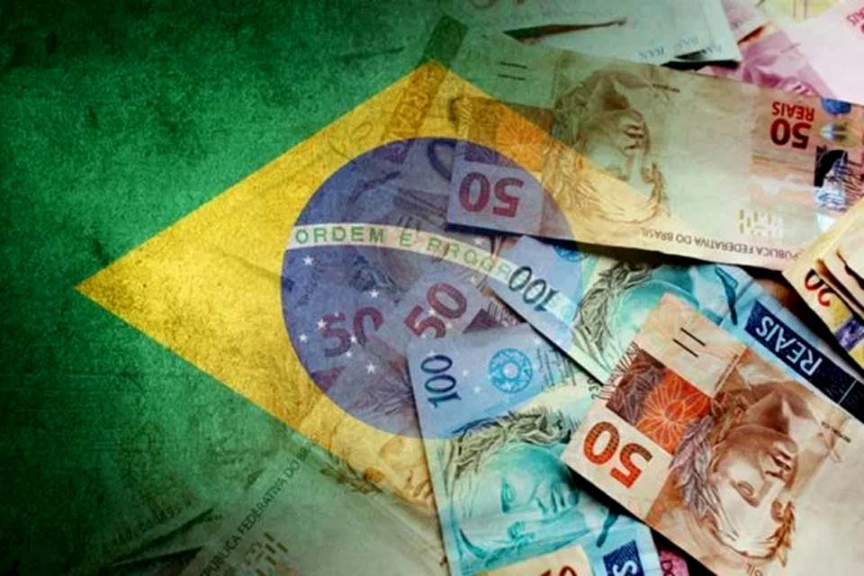 Produto Interno do Brasil volta a surpreender e avança 0,9% no 2º trimestre