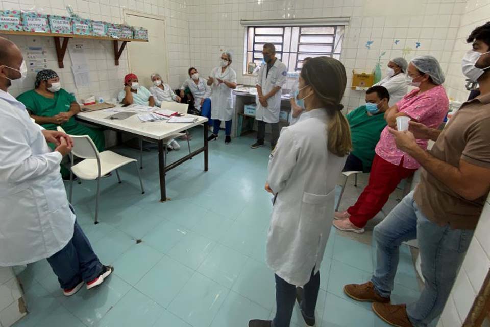 Governo reforça ações educativas para correta utilização dos EPIs no Hospital de Base