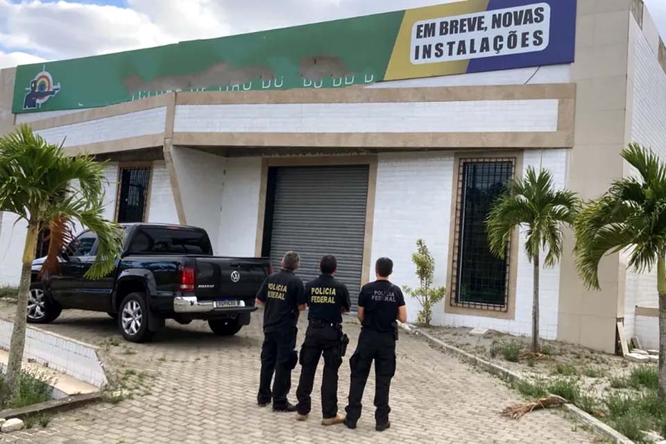 Operação da PF mira uso de CACs e clubes de tiro para comércio ilegal de armas