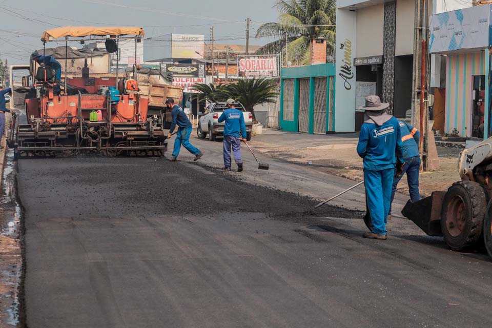 Porto Velho: Rua Almirante Barroso recebe recapeamento