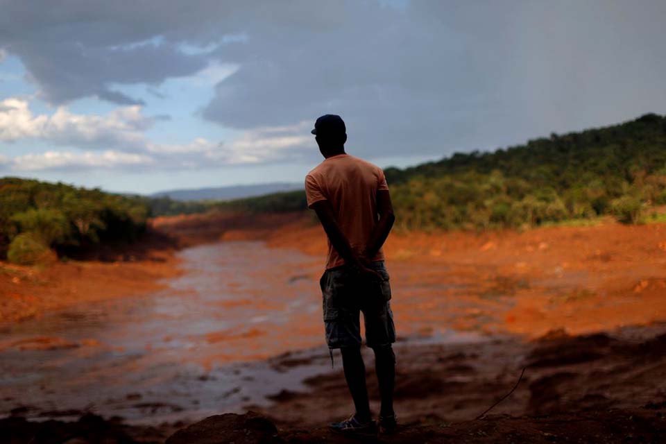 AGU faz acordo para cobrir despesas do INSS com vítimas de Brumadinho