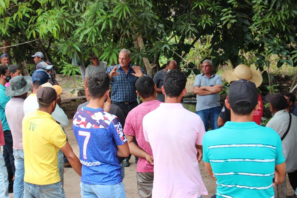 Adelino Follador participa de reuniões em Associações Rurais de Nova União