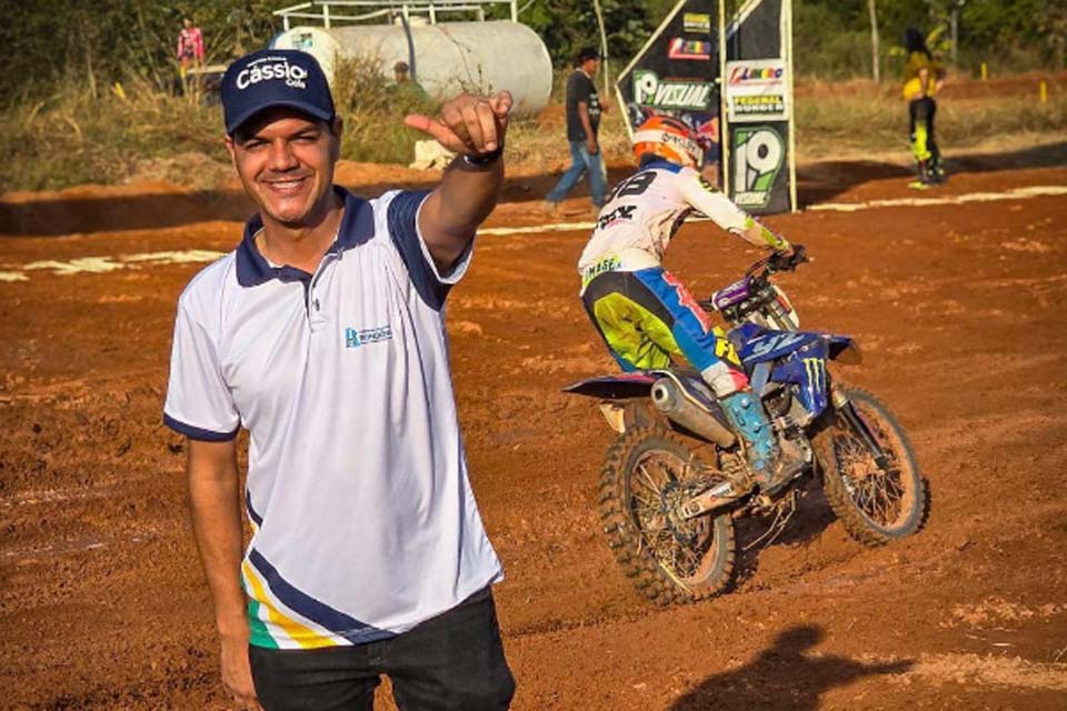 Deputado Cássio Gois impulsiona retorno triunfal do Motocross em Espigão do Oeste