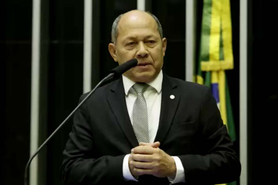 Coronel Chrisóstomo solicita ao Governo Federal mais peritos nas agências do INSS de Rondônia