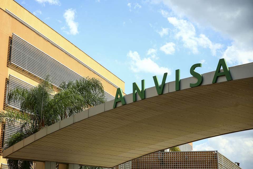 Anvisa alerta para falsificação da solução injetável somatropina 20 mg