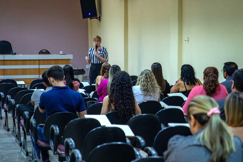 Prefeitura de Porto Velho capacita farmácias para notificação compulsória de doenças e agravos identificados em testes rápidos e exames