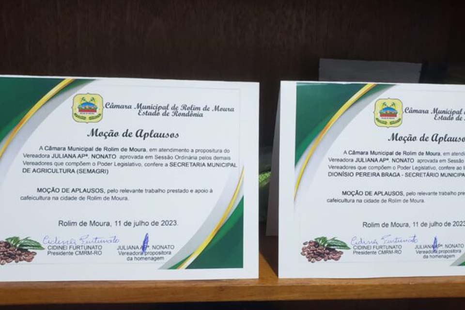 Secretaria Municipal de Agricultura recebe moção de aplausos da câmara de vereadores