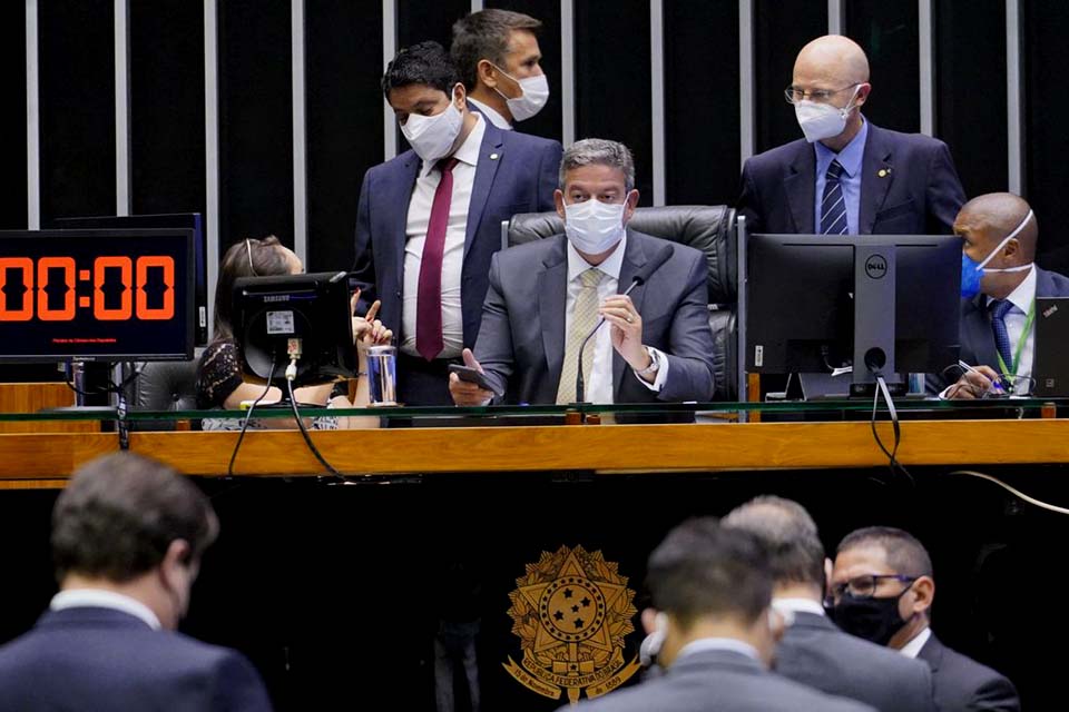 Câmara dos Deputados conclui votação, em 1º turno, da PEC Emergencial