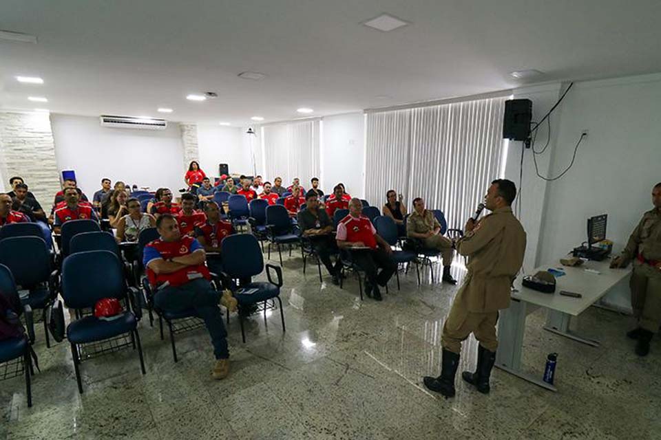 Ministério Público promove Curso de Formação e Reciclagem de Brigadistas de Incêndio-MPRO