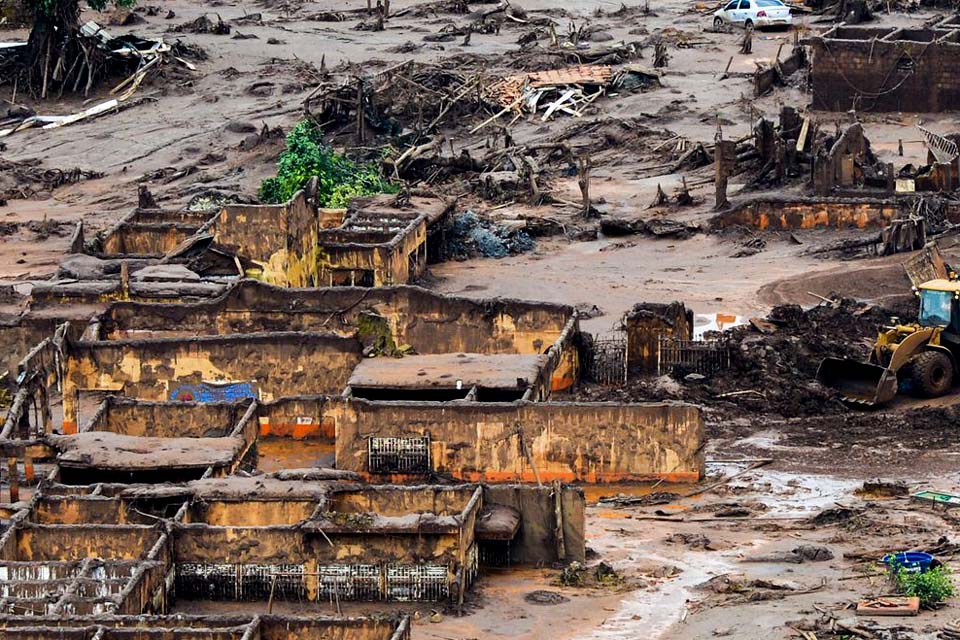 Tragédia em Mariana: novo acordo não sai, e governo mineiro deixa mesa