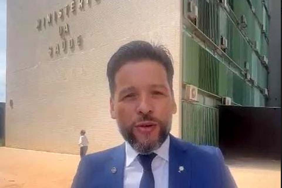 Delegado Camargo vai ao Ministério da Saúde e exige inclusão de Rondônia no calendário de vacinação da dengue