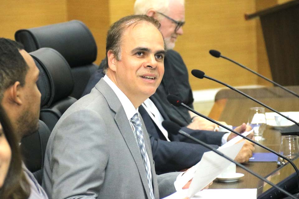 Dia Internacional da Mulher: Conheça as propostas do deputado Alan Queiroz sobre a saúde feminina