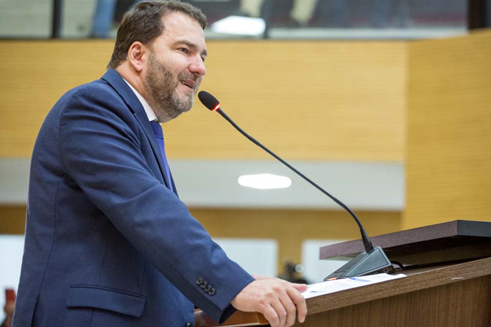 Emenda parlamentar do deputado Alex Redano garante recuperação de vicinais em Novo Horizonte