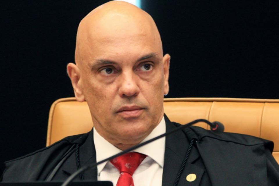 Moraes bloqueia contas da Starlink para garantir multas contra o X