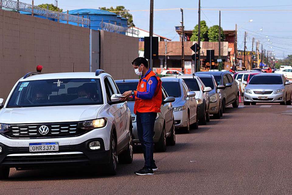 Drive-thru de testagem rápida para covid-19 acontece em Nova União neste sábado, 7