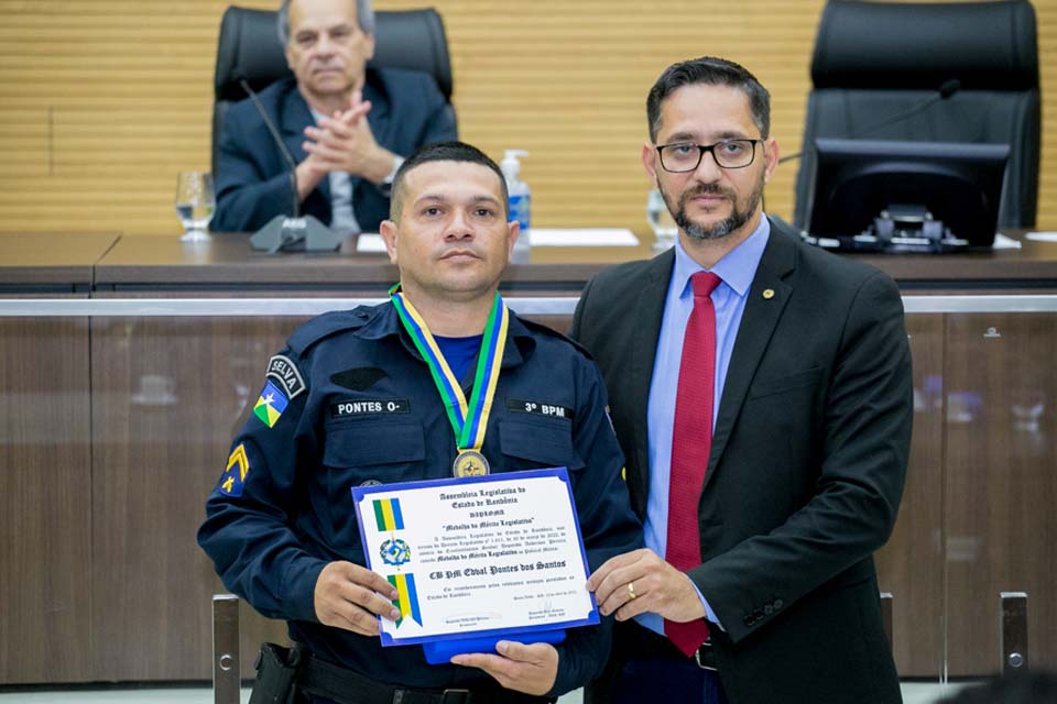 Policiais militares que agiram em área de conflito agrário em Rondônia, são homenageados pelo deputado Anderson Pereira