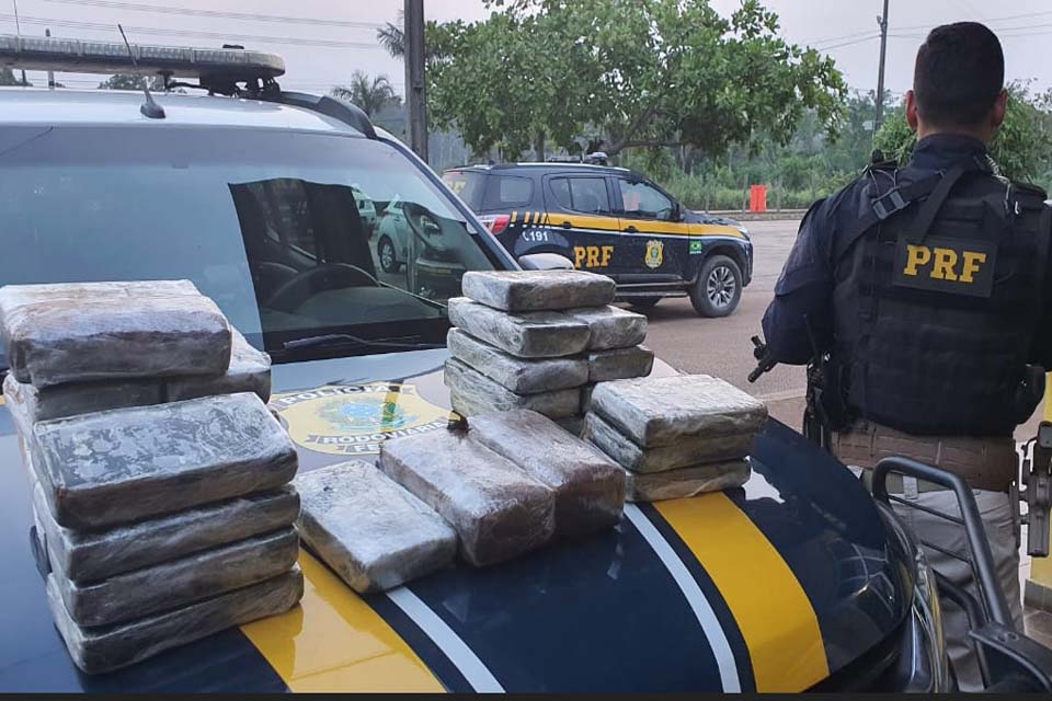 Polícia Rodoviária Federal apreende 28 kg de cocaína e 3 kg de skank na BR-364