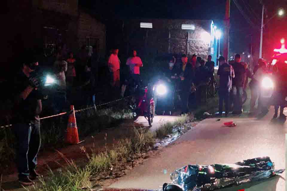 Motociclista morre durante colisão frontal entre motos na zona leste