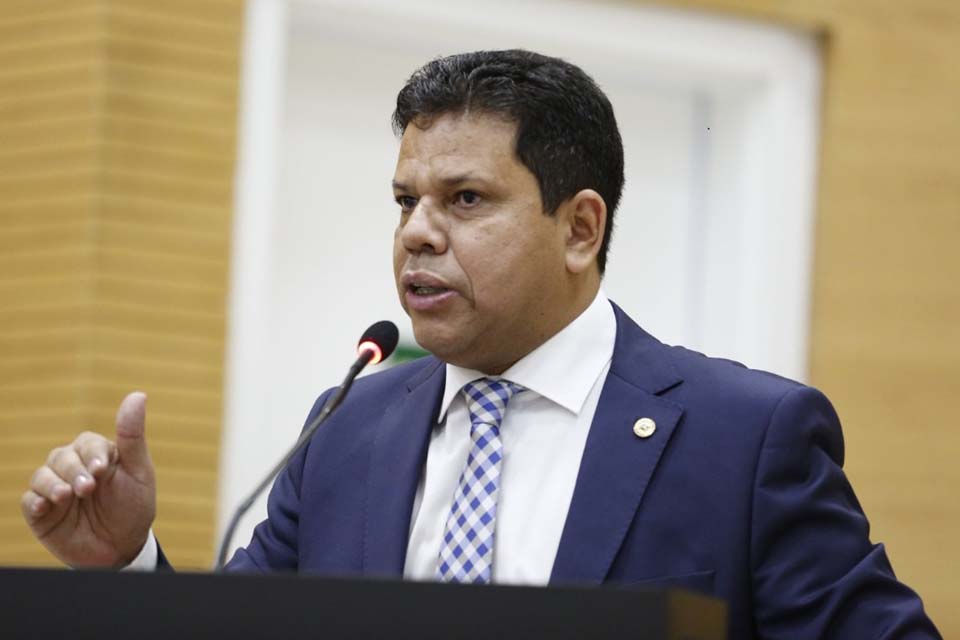 Autor de 1704 proposições, atuação parlamentar do deputado estadual Jair Montes é destaque