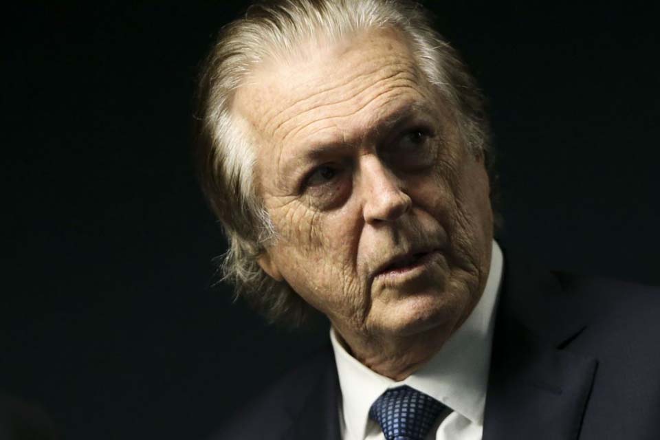 Luciano Bivar, do União Brasil, desiste de candidatura à Presidência