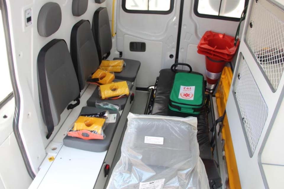 Prefeitura licita compra de mais seis ambulâncias novas para o município