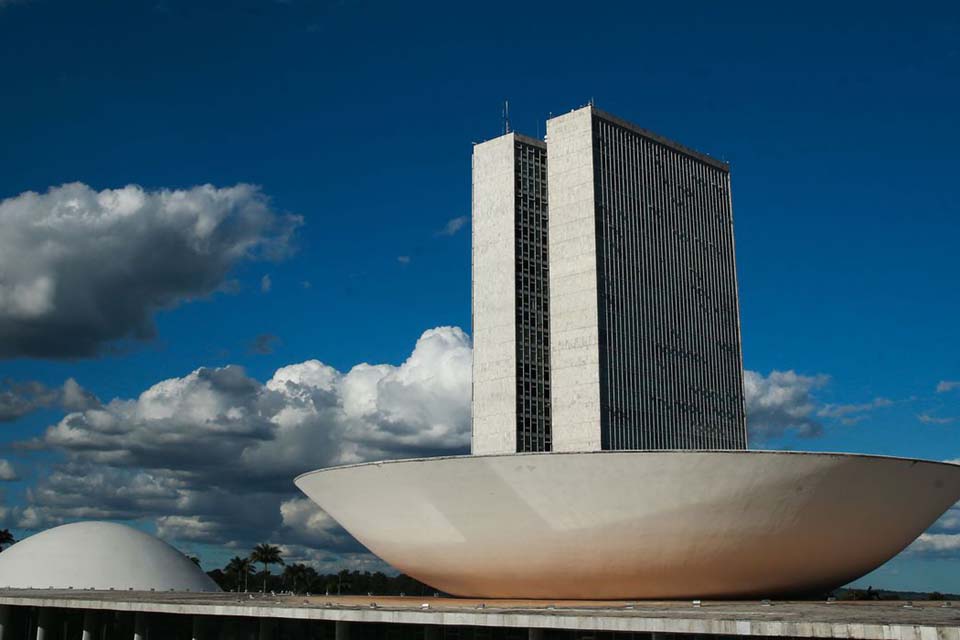 Conselho de Ética da Câmara instaura processos contra nove deputados