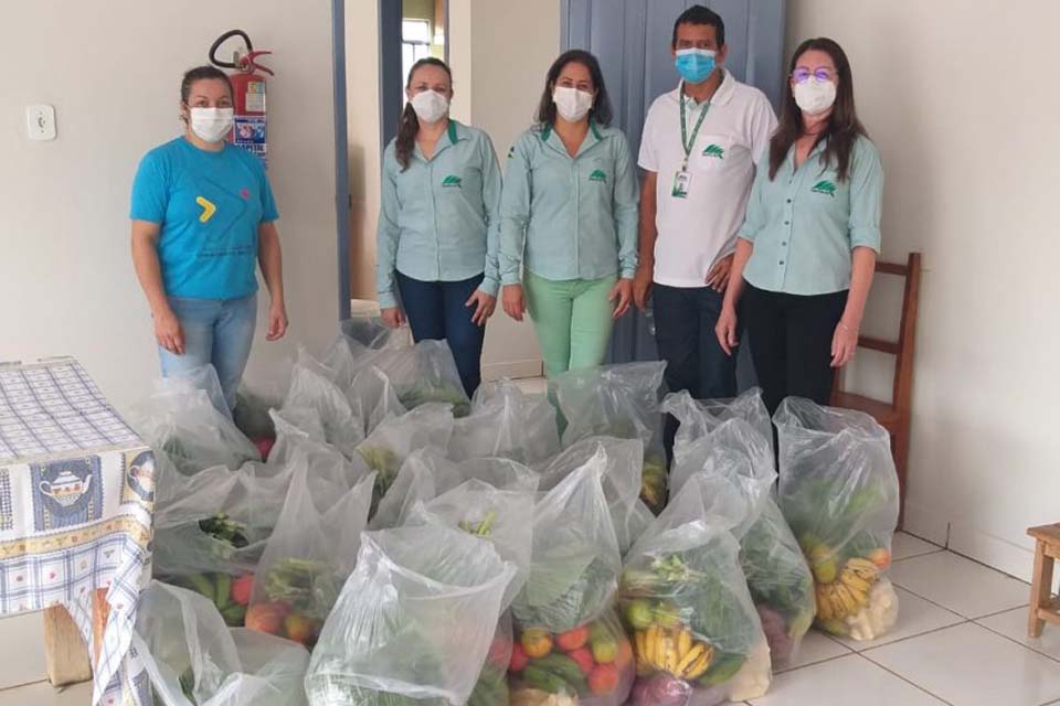 Emater distribui 40 cestas com produtos da Agricultura Familiar Apae do município