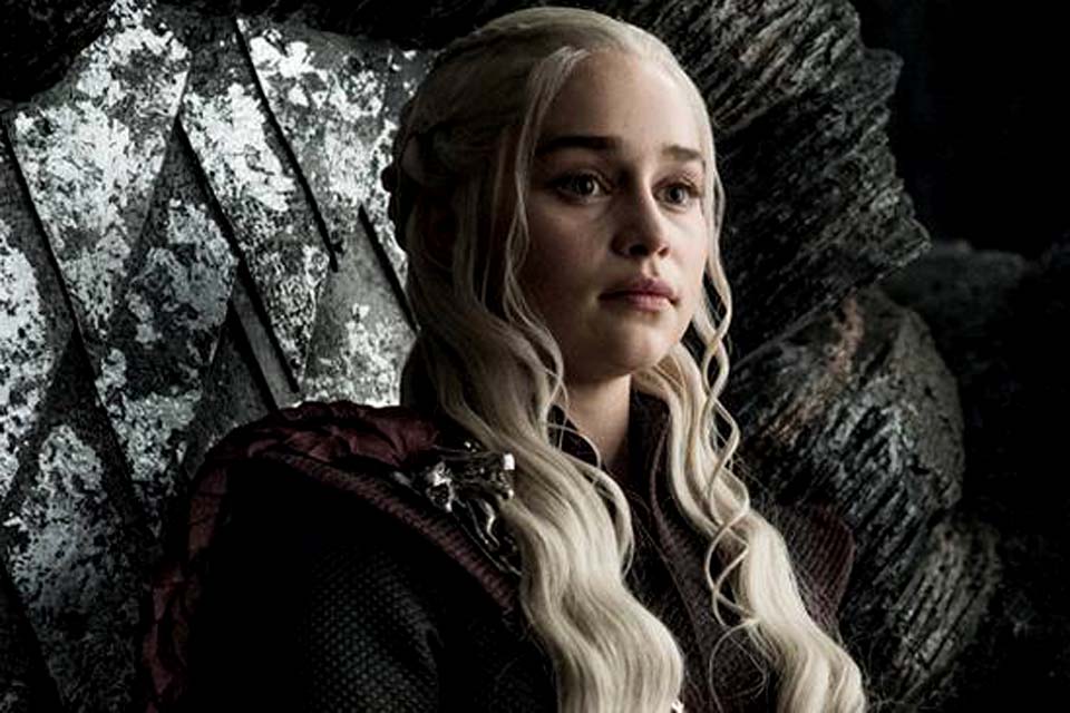 Game of Thrones: Emilia Clarke afirma que chorou ao ler sua última cena