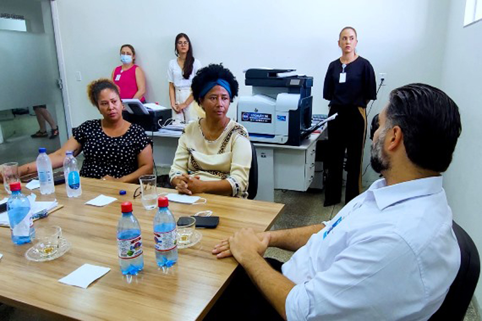  Em Vilhena, Silvia Cristina visita Hospital Regional e parabeniza Santa Casa por gestão eficiente