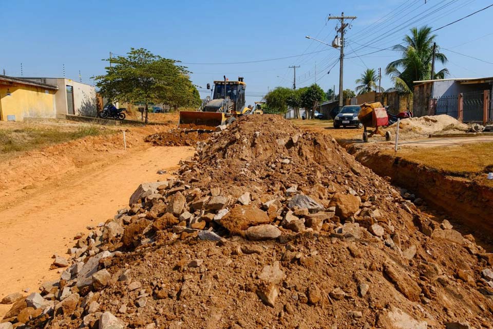 Prefeitura prepara base de ruas no bairro Casa Preta; serão beneficiadas a Padre Adolfo e Presidente Vargas