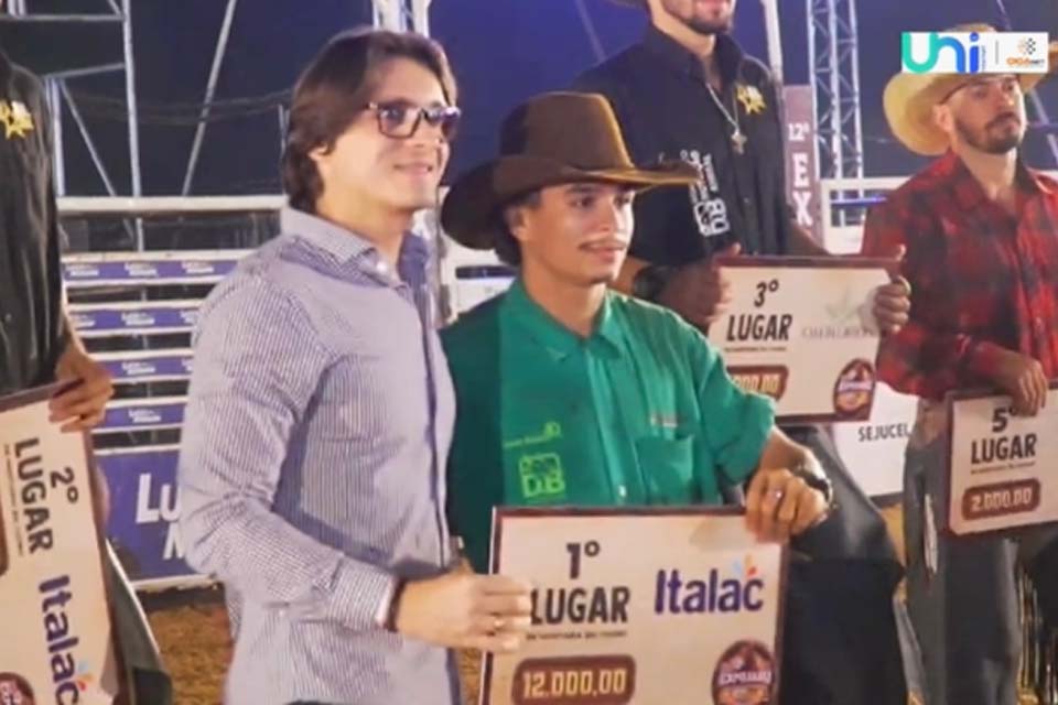 Peão Raulan Valentim do distrito Extrema é o grande campeão do Rodeio em Touros da 12ª ExpoJaru