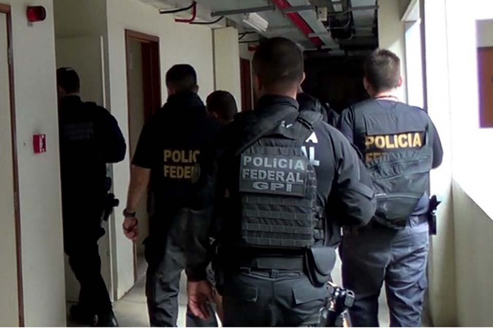 Polícia Federal e PM desarticulam tráfico de drogas em Pernambuco