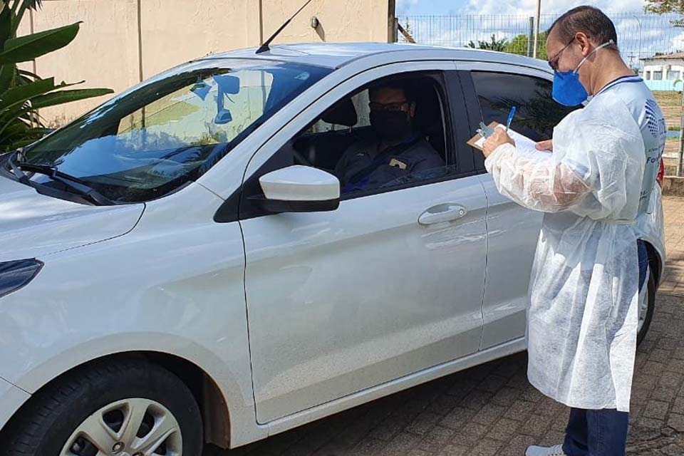 Drive-Thru: pessoas sintomáticas podem realizar teste rápido no estacionamento do Palácio Rio Madeira neste sábado (6)