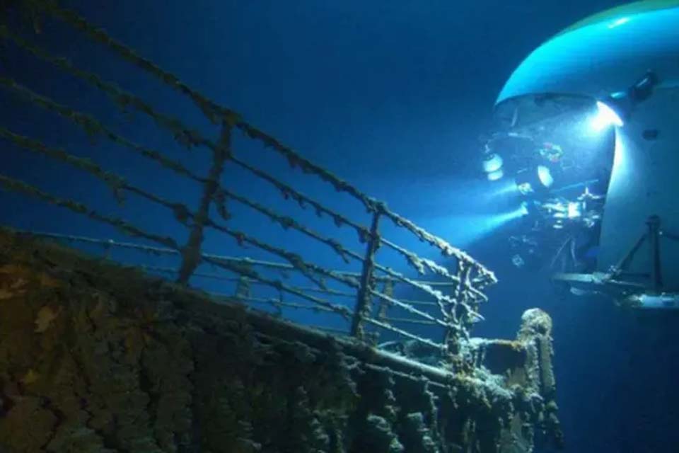 Corpos do submarino Titan podem ficar no fundo do mar para sempre