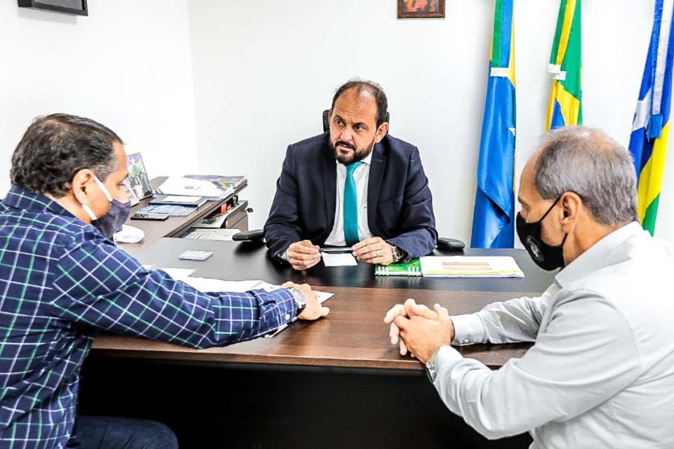 Laerte Gomes confirma apoio da ALE para construção de muro na Academia de Polícia Civil