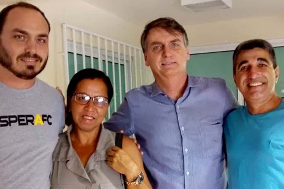 MPF pede prioridade em análise de ação que acusa Bolsonaro e Wal do Açaí de improbidade