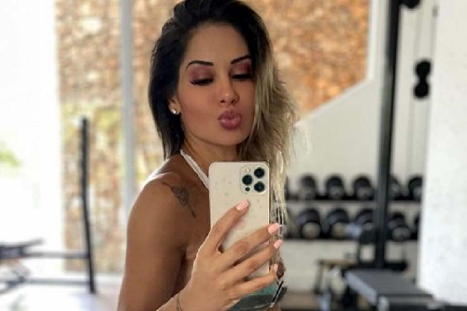 Após ser criticada na web, Maira Cardi nega uso de Photoshop: 'Não existe mágica'