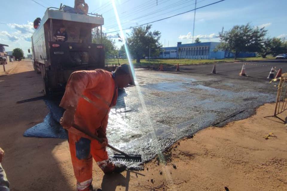 DER intensifica execução das obras de microrrevestimento asfáltico