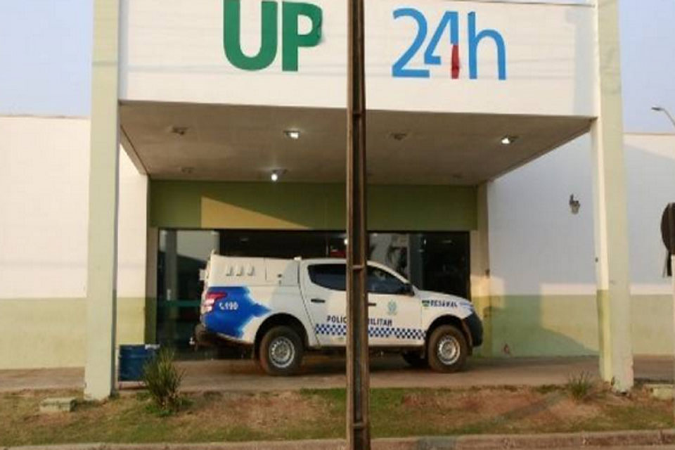 Mulher escapa da morte ao lutar com assaltante e ser atingida por facadas