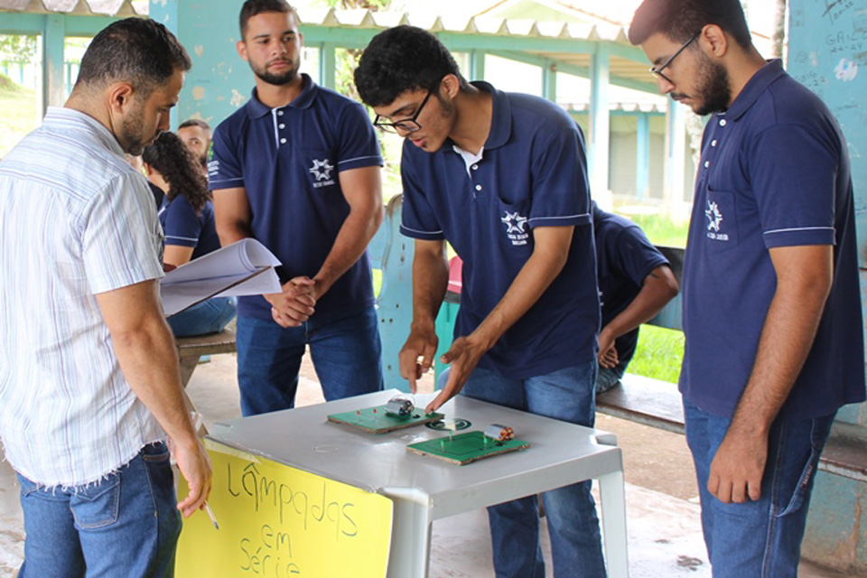 Projeto Conceitos e Experimentação estimula conhecimento em relação à Física