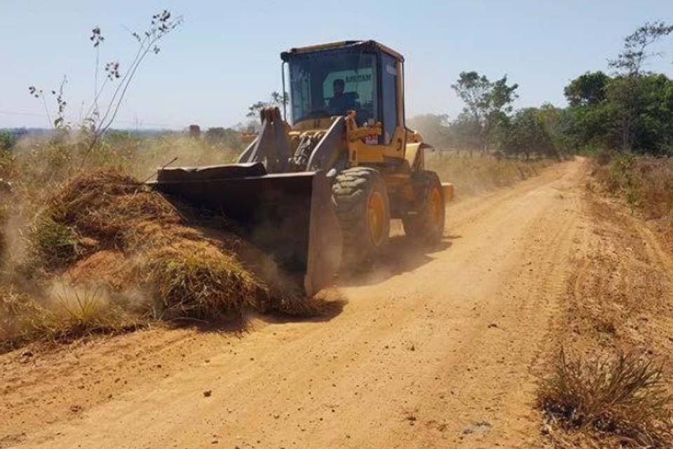 Prefeitura de Ji-Paraná mantém obras de conservação de estradas rurais