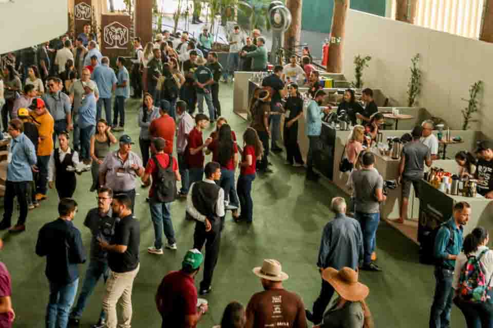 Primeira Feira “Robustas Amazônicos” expande novos negócios para a cafeicultura rondoniense