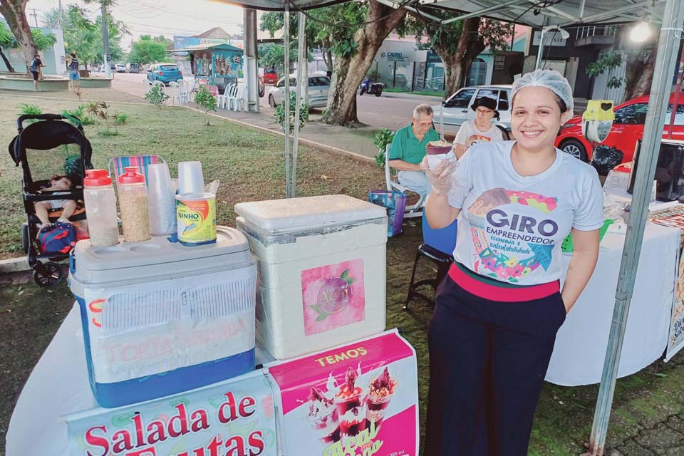 Feira de artesanato percorre pontos turísticos e órgãos públicos nesta semana