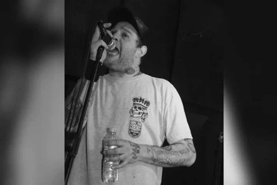 Vocalista da banda “O Surto”, Reges Bolo, morre aos 52 anos