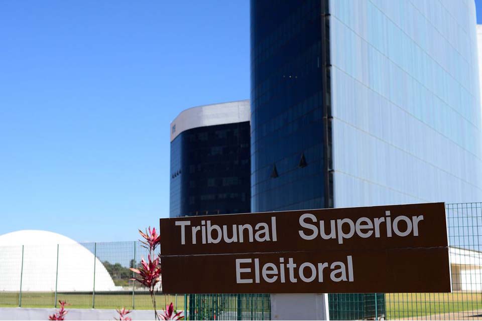 Tribunal Superior Eleitoral  assina acordo com Parlasul para observação das eleições