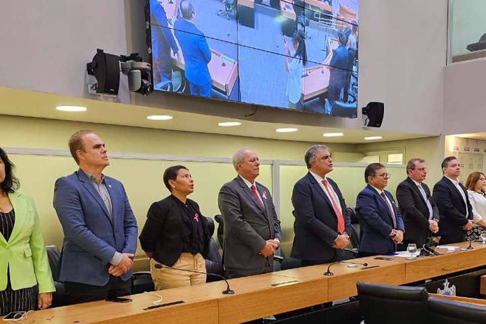 Deputado Alan Queiroz participa de Sessão Solene na Assembleia Legislativa da Paraíba