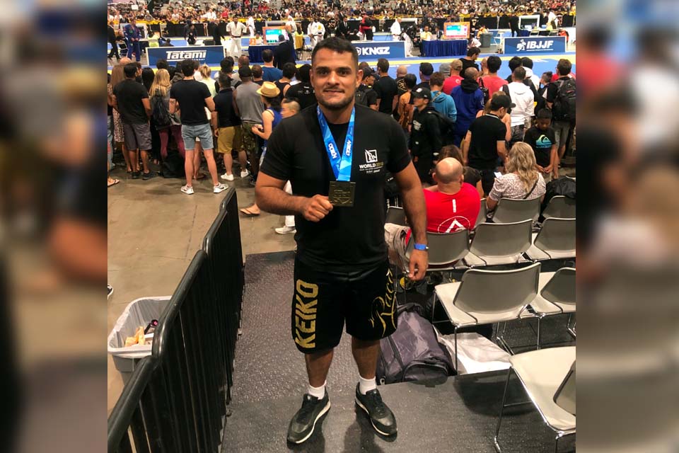 Atleta de Ariquemes é bronze no Campeonato Mundial de Jiu Jitsu, em Las Vegas