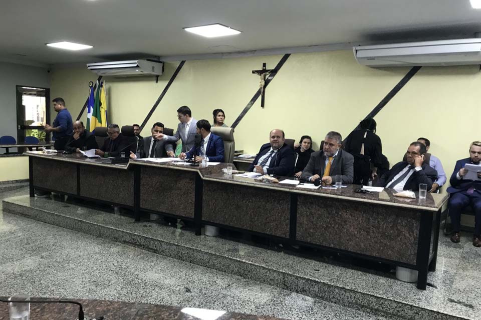 Aprovado projeto da prefeitura que concede 5,79% de reposição aos servidores do município de Porto Velho